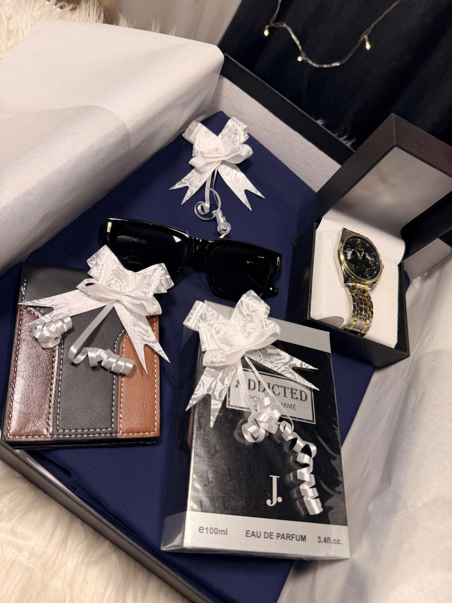 Low Budget Navy Blue Wash & Wear Deal Box