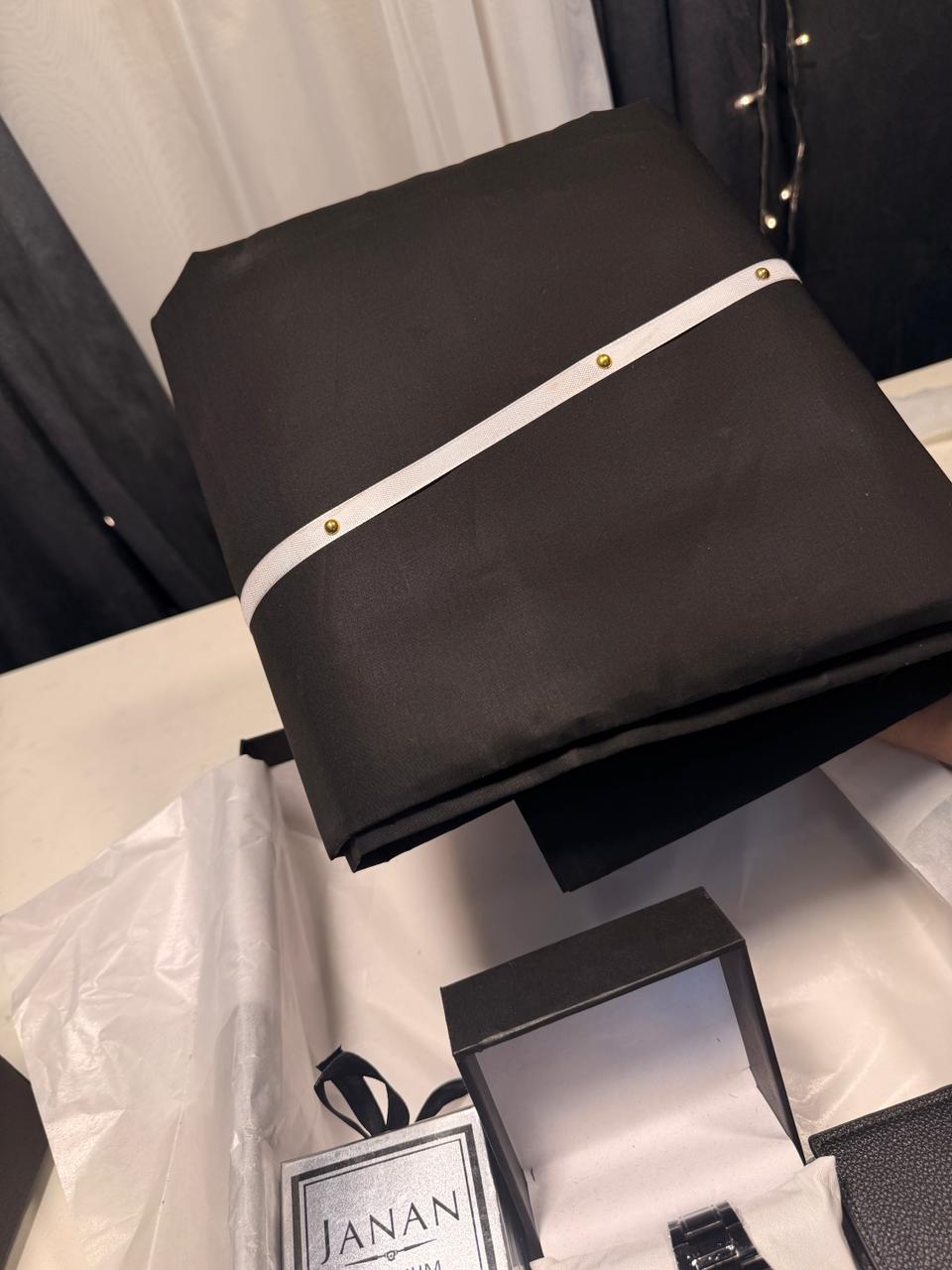 Affordable Premium Black Dress Box